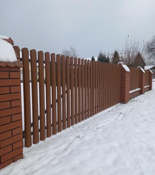 Najčastejšie chyby pri montáži oplotenia a ako sa im vyhnúť