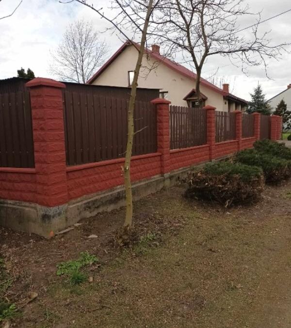 Ako pripraviť pozemok na montáž oplotenia na jar? Sprievodca krok za krokom